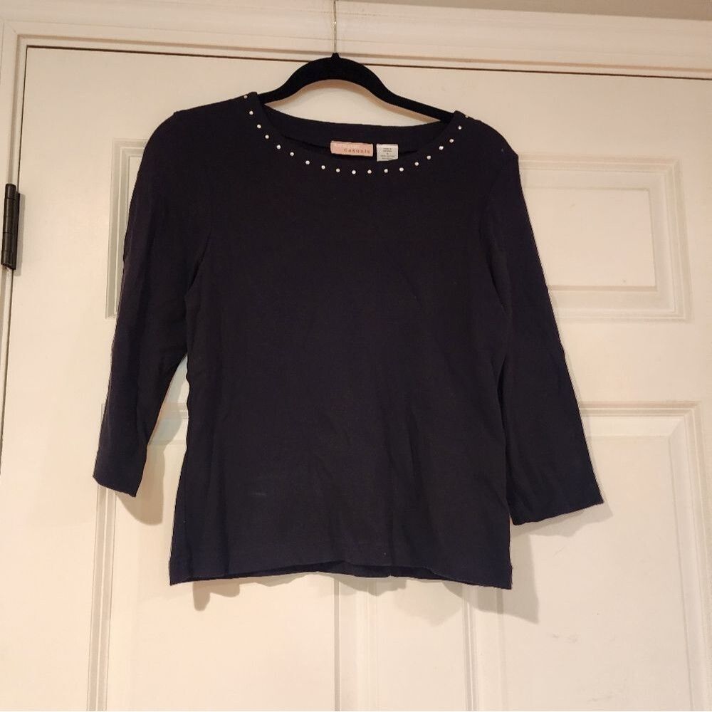 Onque Casuals black gem detail top S